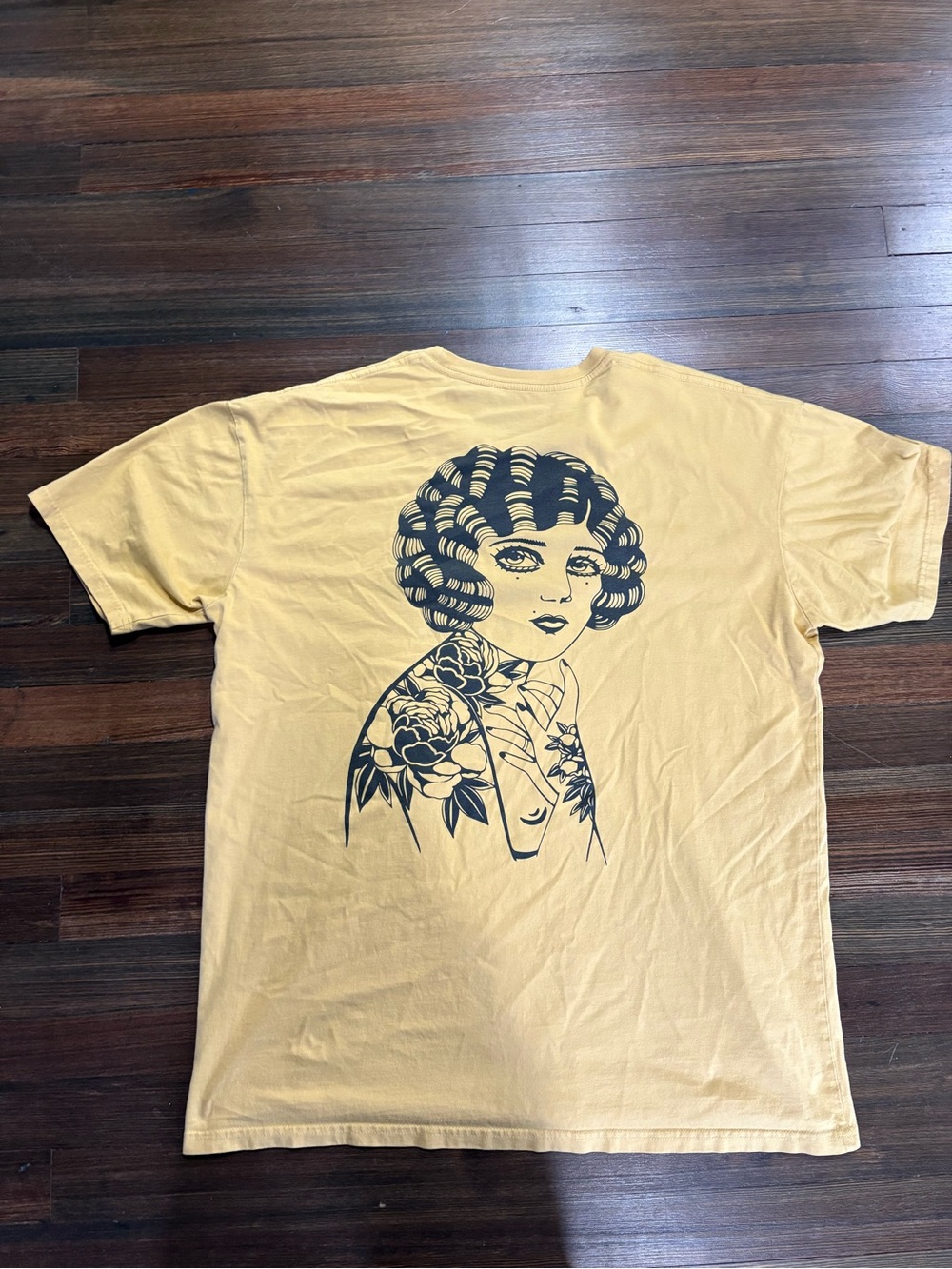 Men's Short Sleeve Tee — Soft Yellow